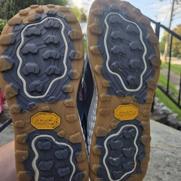 New Balance Women's X Hierro V7 Trail Running Shoe, Faded Teal/Graphite/Grey - Picture 6 of 6